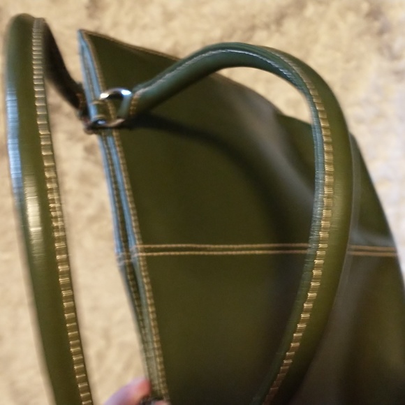 Wilsons Leather forest green tote bag w lots of pockets and room, silver… - Picture 14 of 16
